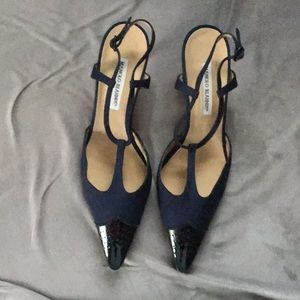Manolo Blahnik 2” blue heels